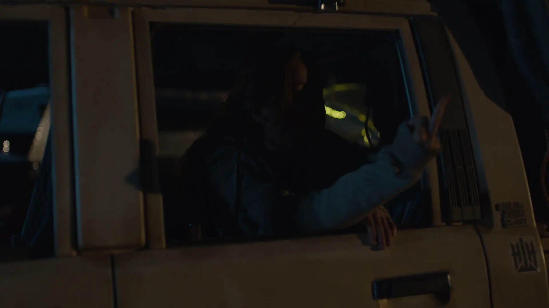 ./image/Upright S01E04 (1).webp